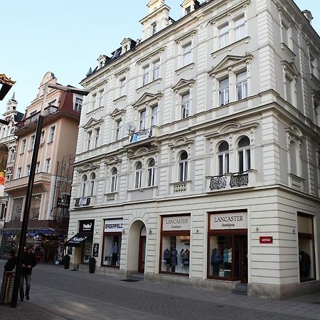 7K - Apartmany Lazenska カルロヴィ・ヴァリ エクステリア 写真