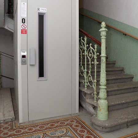 7K - Apartmany Lazenska カルロヴィ・ヴァリ エクステリア 写真