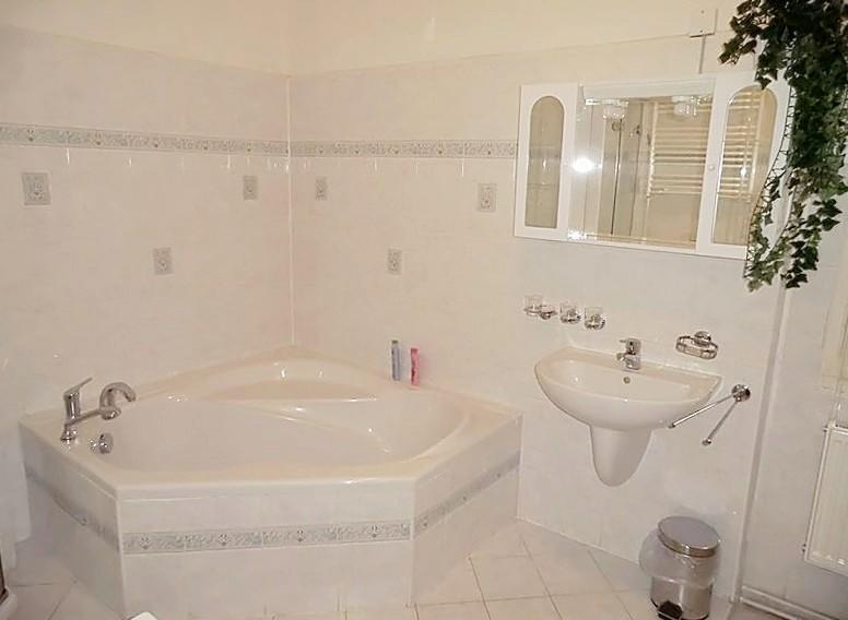 7K - Apartmany Lazenska カルロヴィ・ヴァリ 部屋 写真